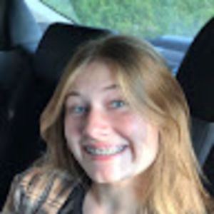 Meet your Posher, Lydia